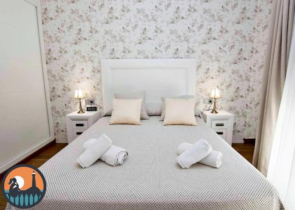 Cala Currican By Bossh! Apartments Чипиона Екстериор снимка